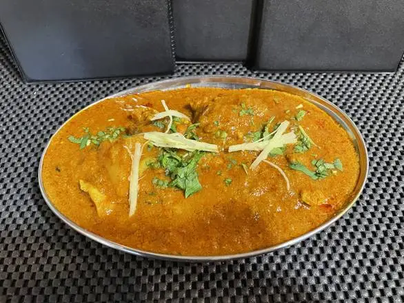 Vegetarian Indian dishes and street food at Tandoori Kitchen Heritage Square Edmonton